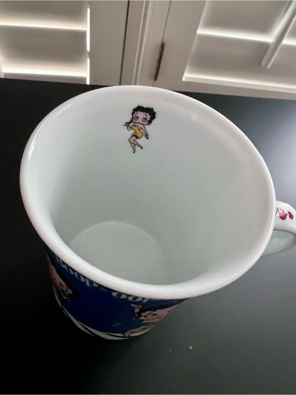 Betty Boop Blue Ceramic Mug with Yellow Accents